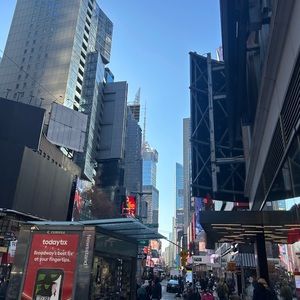 Meet your Posher, Birdz